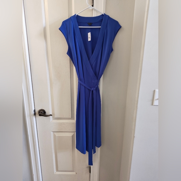 Ann Taylor Periwinkle Blue Midi Wrap Dress Size S NWT - Picture 3 of 6